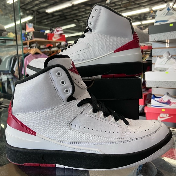 Women’s Air Jordan 2 Retro OG Chicago Size 8 - Picture 1 of 6